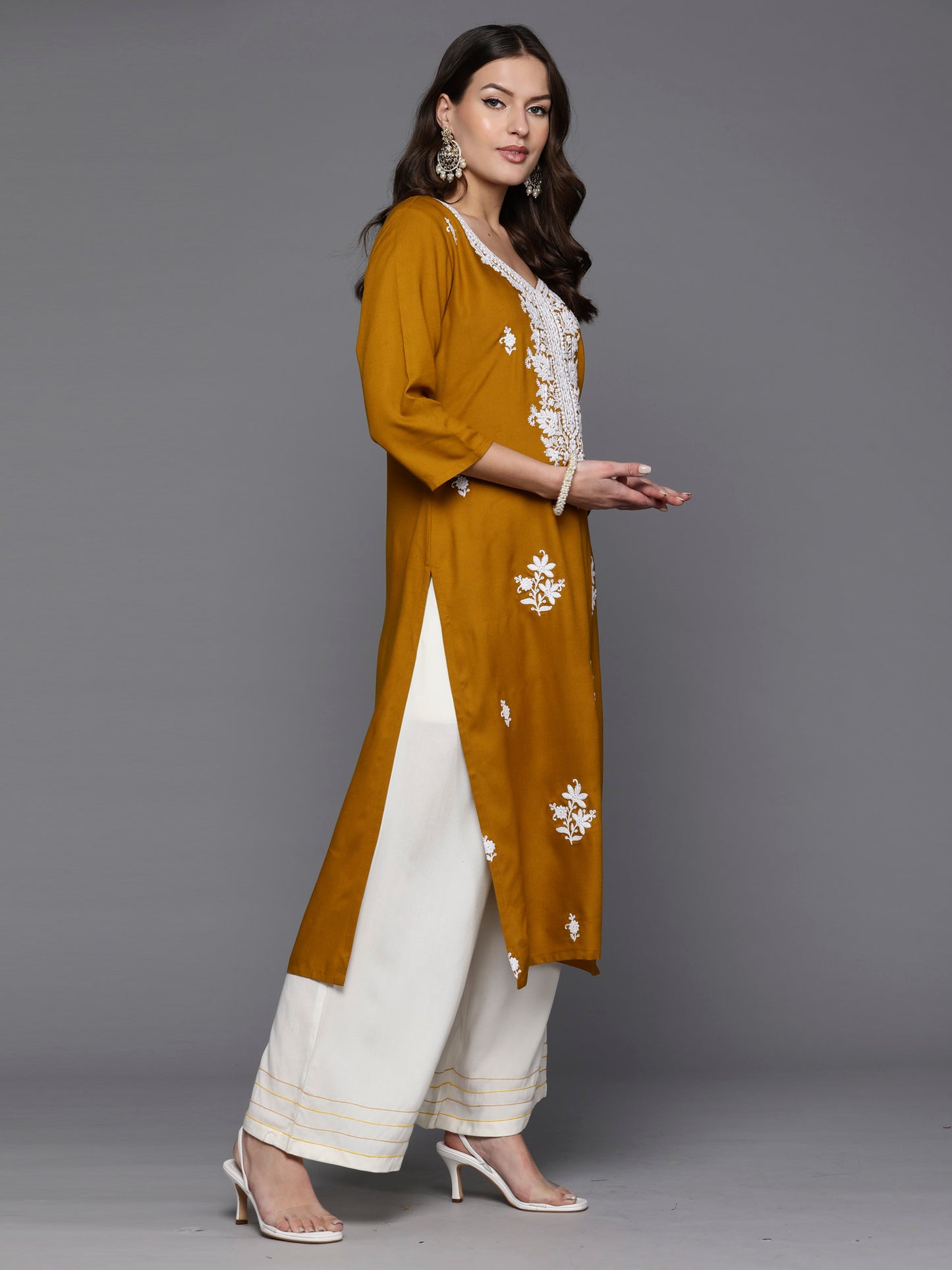 Mustard Floral Embroidered Thread Work Kurta