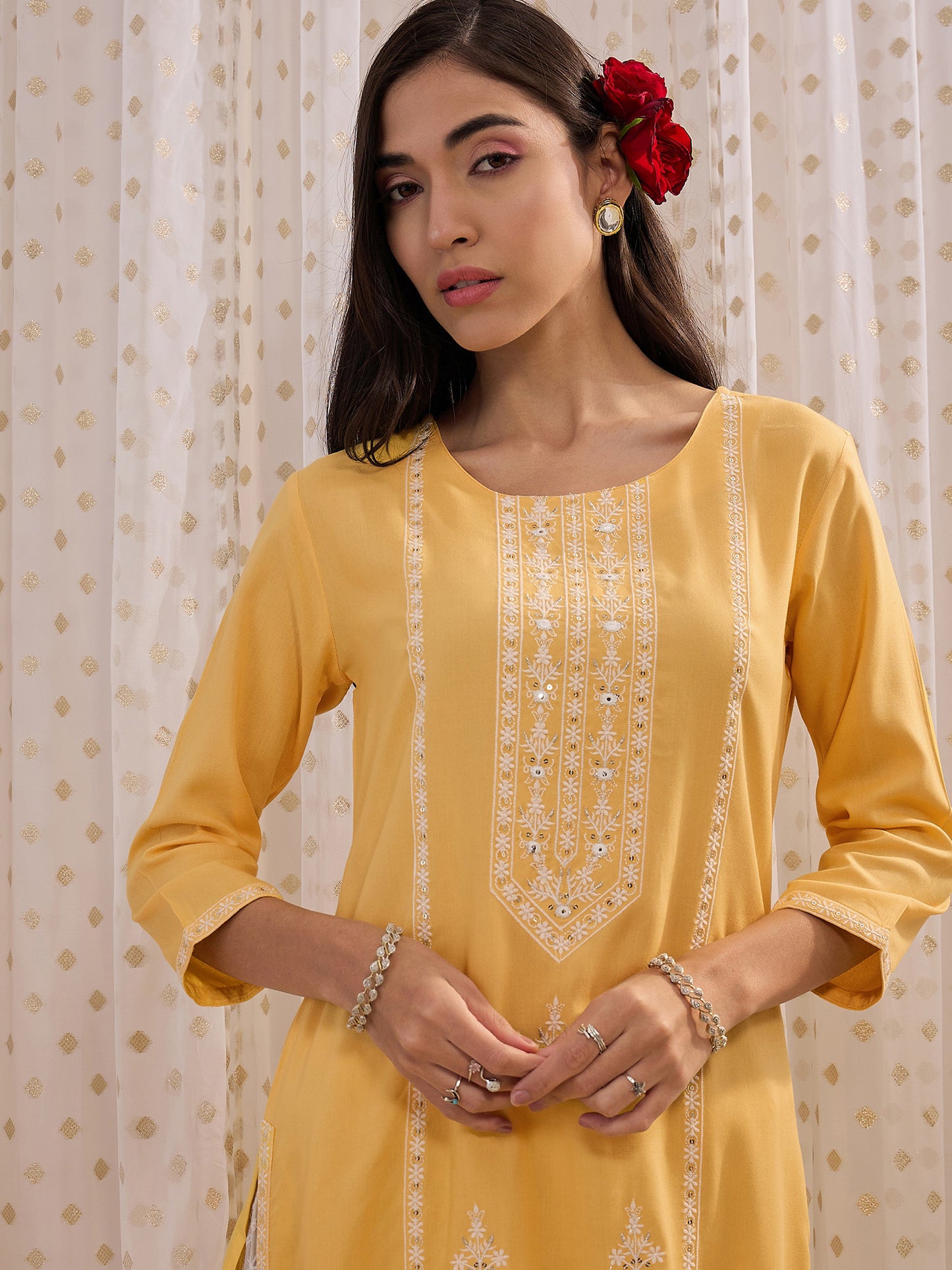 Yellow Floral Embroidered Round Neck Straight Kurta