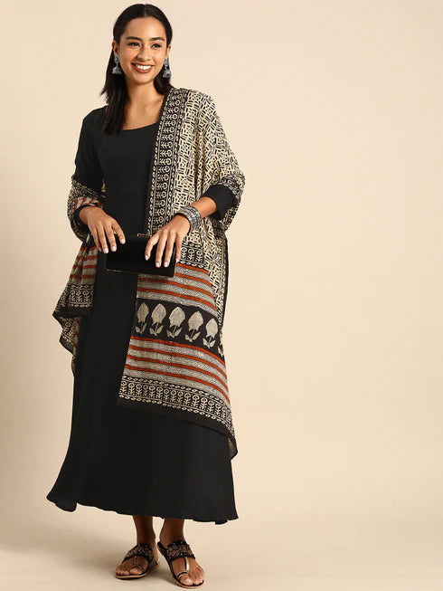 Rayon Black Solid Kurta with Dupatta