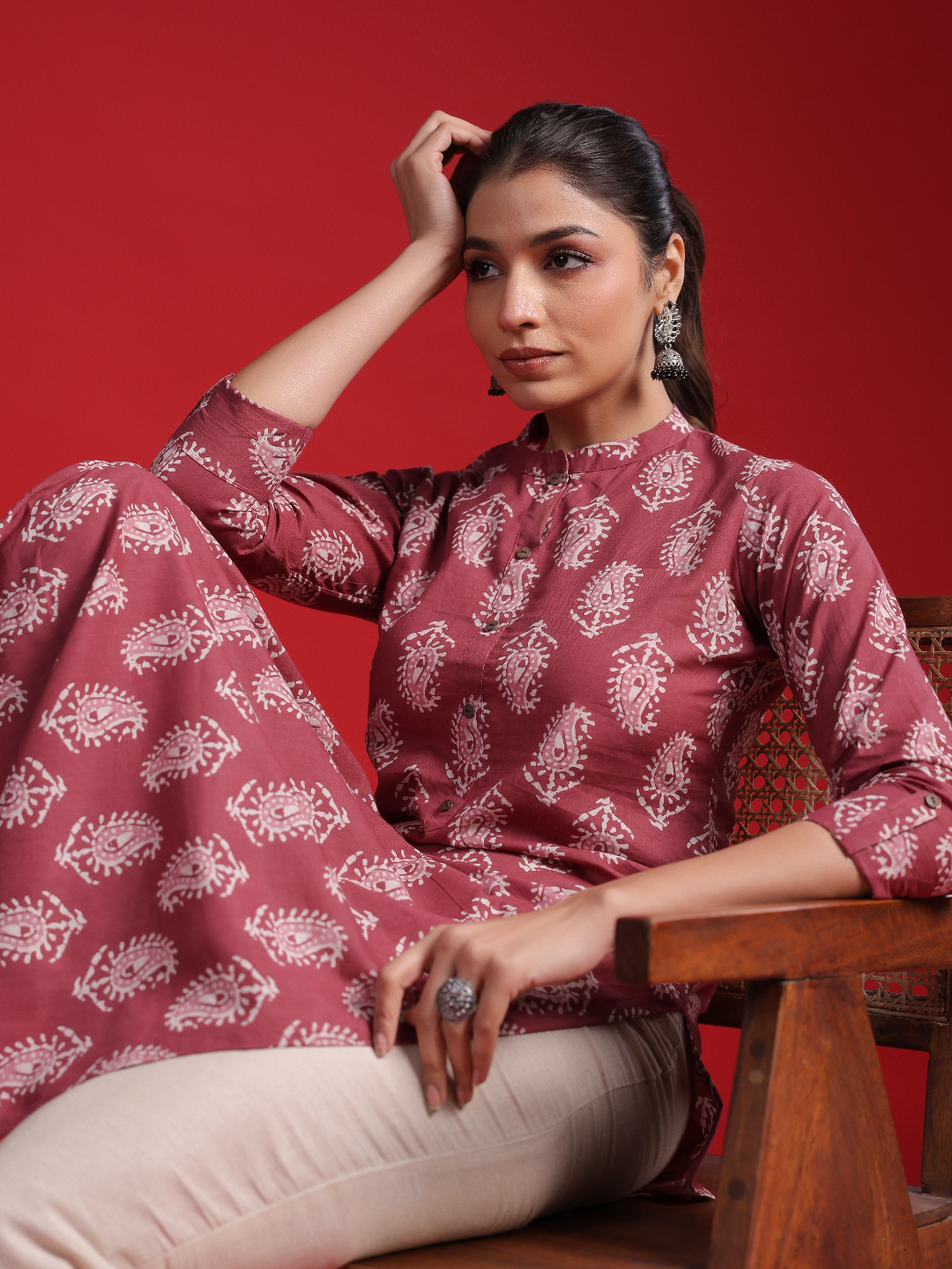 Ethnic Motifs Embroidered Pure Cotton Straight Kurta