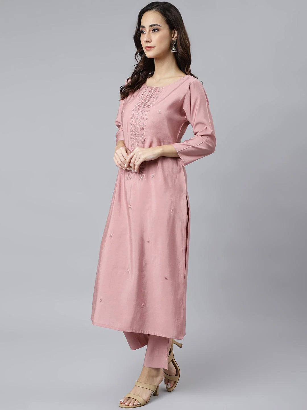 Light Pink Kurta & Palazzo Set with Delicate Thread Work